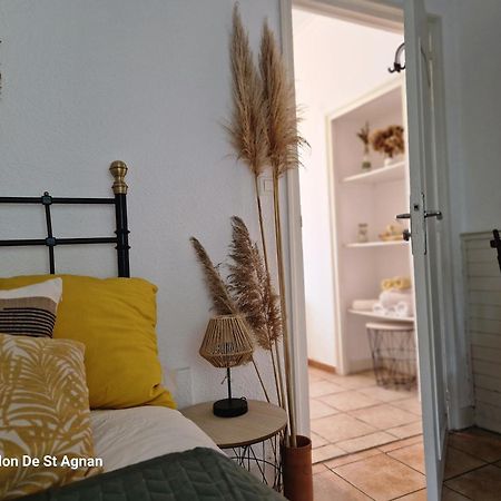 Le Pavillon De St Agnan Hotel Hautefort ภายนอก รูปภาพ